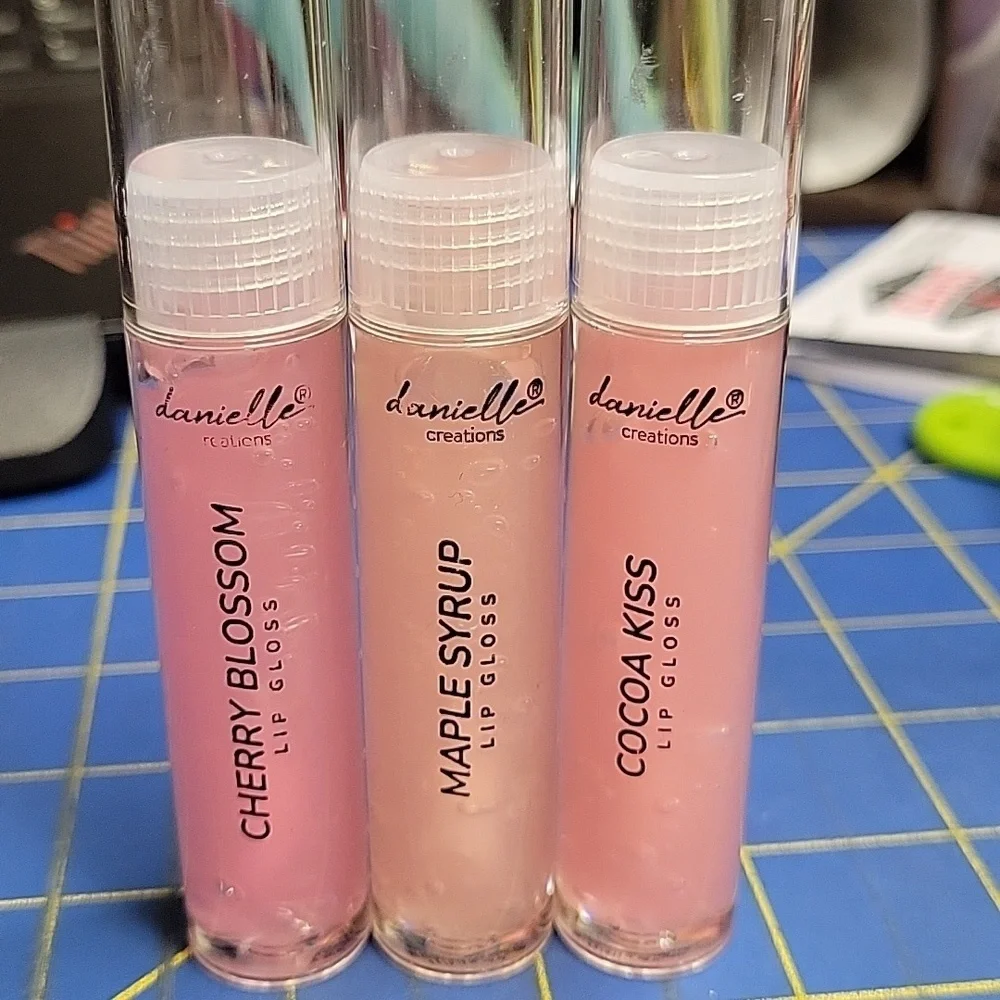 Danielle Creations Lip Gloss Set Natural Shine Set of 3 New